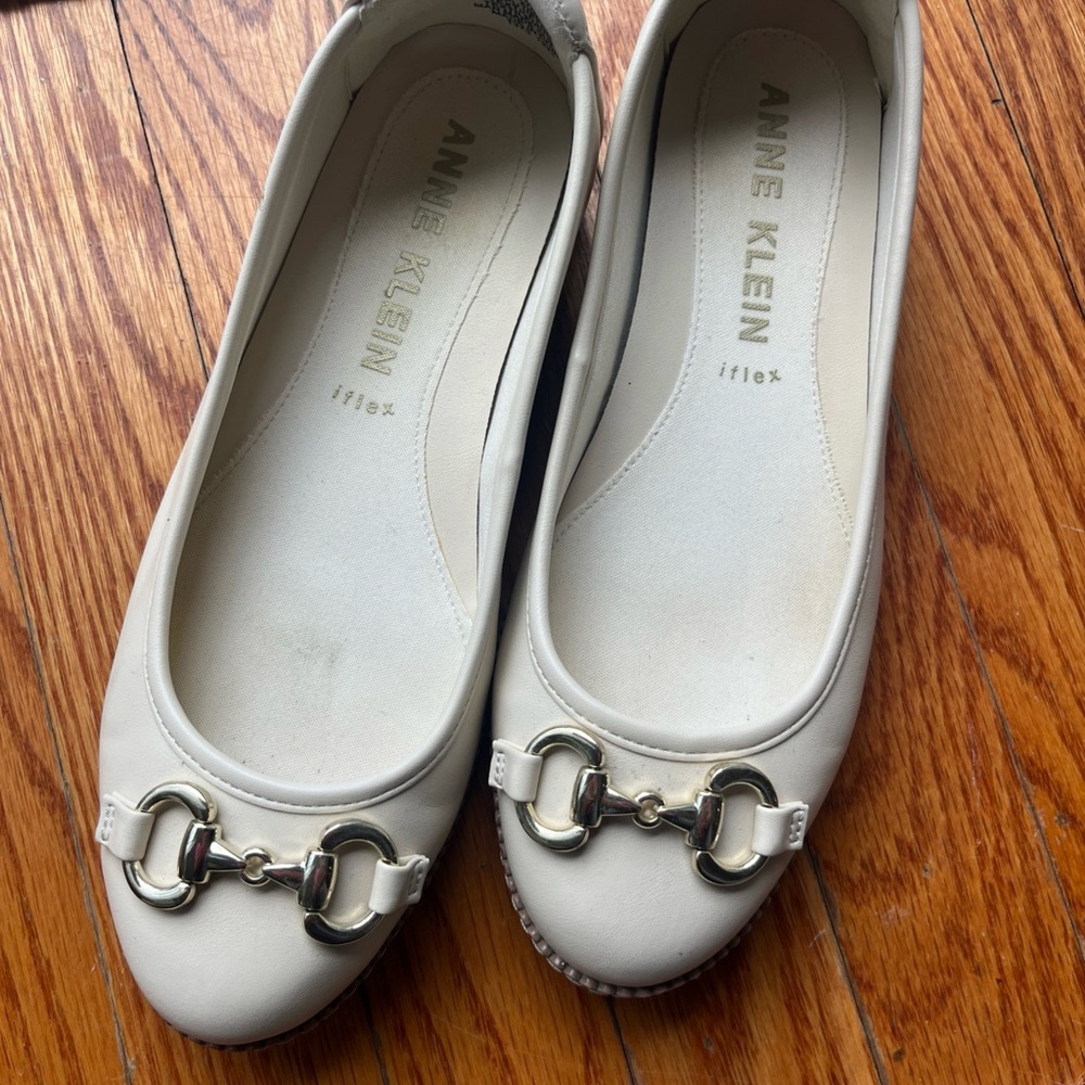 Anne Klein Cream Leather Ballet Flats with Gold Bit Detail